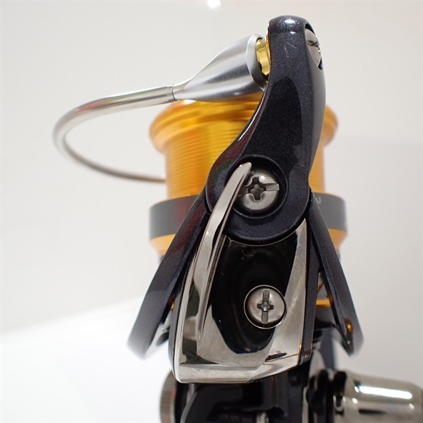 ２０レブロスＬＴ２５００ＳーＨ